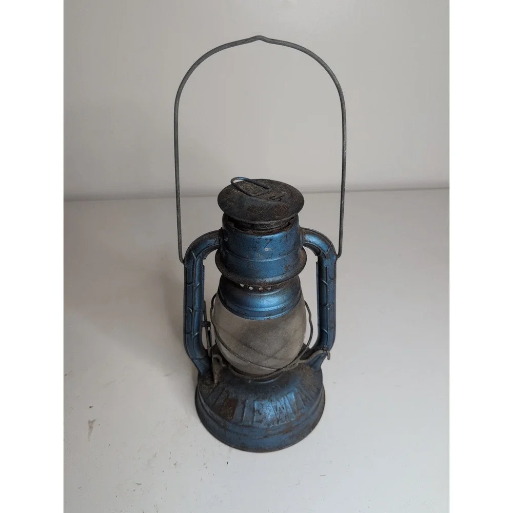 Vintage Dietz Little Wizard Kerosene Railroad Lantern Black With Clear Globe USA